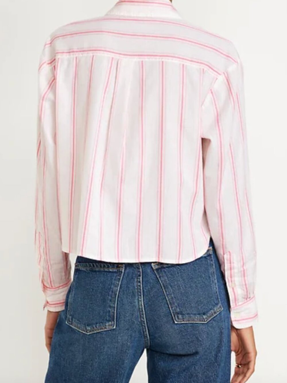 NWT! Old Navy Women's Button Down Cropped Shirt - Medium - Picture 3 of 8